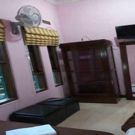 Seventeen Homestay Бандунг Екстер'єр фото