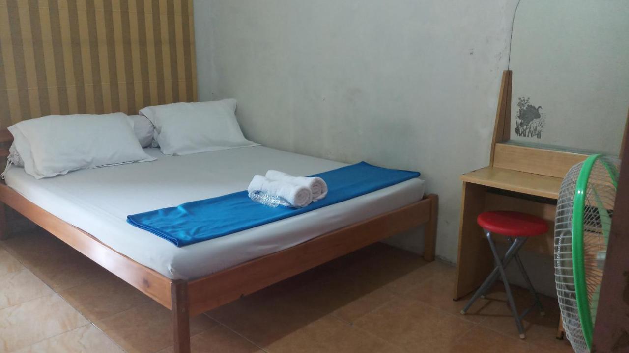 Seventeen Homestay Бандунг Екстер'єр фото